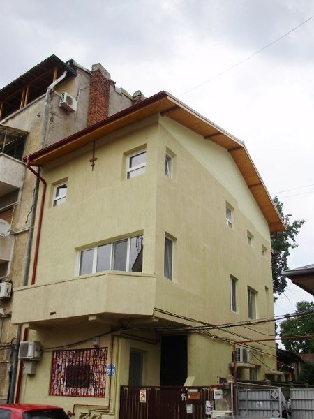 Eminescu-Dacia, Bucuresti,  duplex in vila